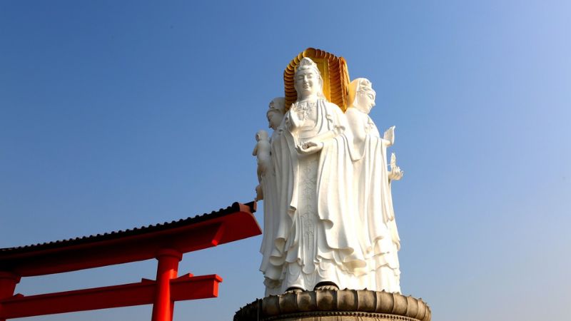 Cao Ha Linh Pagoda