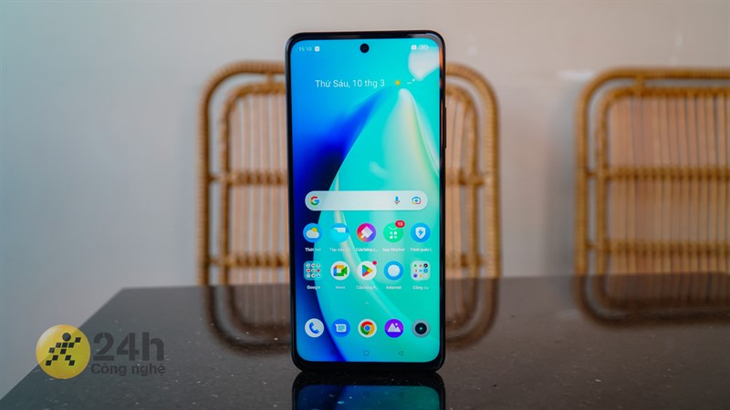 Điện thoại pin khủng, giá tầm trung tung ngay deal HOT