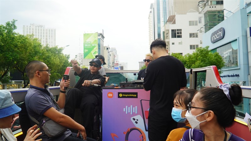 Toàn cảnh sự kiện trải nghiệm Redmi 12 trên Bus Tour