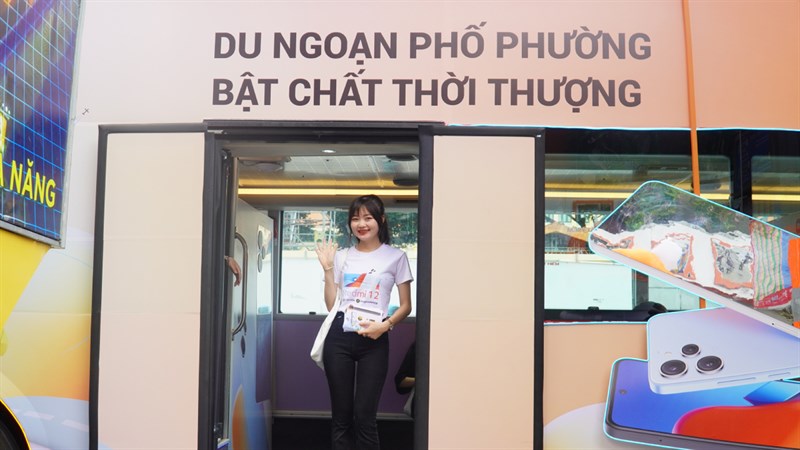 Toàn cảnh sự kiện trải nghiệm Redmi 12 trên Bus Tour