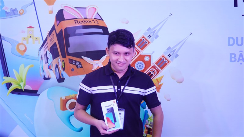 Toàn cảnh sự kiện trải nghiệm Redmi 12 trên Bus Tour