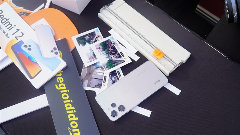 Toàn cảnh sự kiện trải nghiệm Redmi 12 trên Bus Tour
