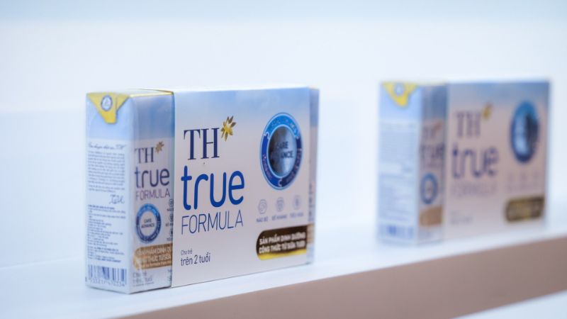 Sản phẩm dinh dưỡng công thức từ sữa tươi TH true FORMULA