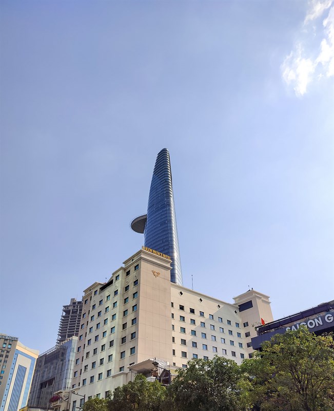 Ảnh chụp cảnh từ camera chính của OPPO A98 cho ra chi tiết tốt nhưng màu sắc không quá bắt mắt Ảnh chụp cảnh từ camera chính của OPPO A98 cho ra chi tiết tốt nhưng màu sắc không quá bắt mắt