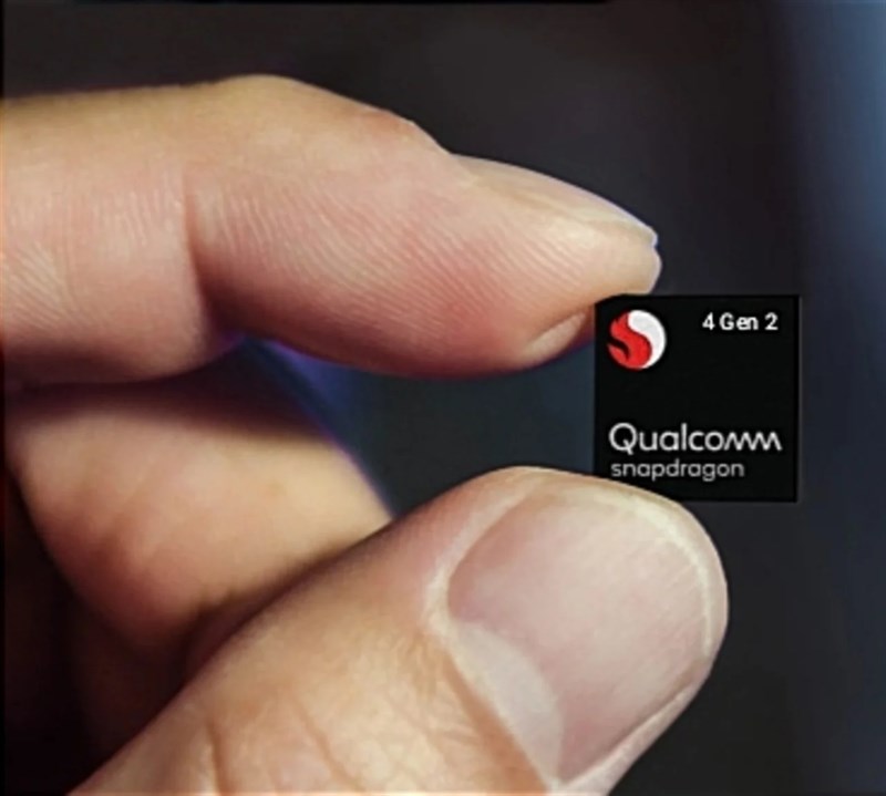 Nổi bật nhất là công nghệ 5G đã được tích hợp trên một con chip Snapdragon đầu 4