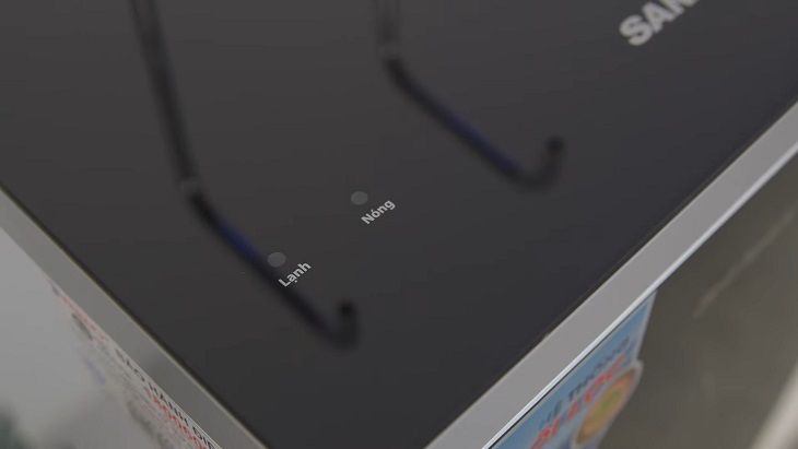 Đèn báo hiệu sẽ tắt khi nước đạt đủ nhiệt độ