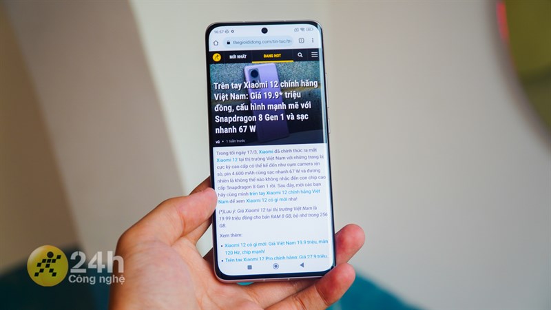 Mặt trước của Xiaomi 12 được làm mềm mại hợp xu hướng