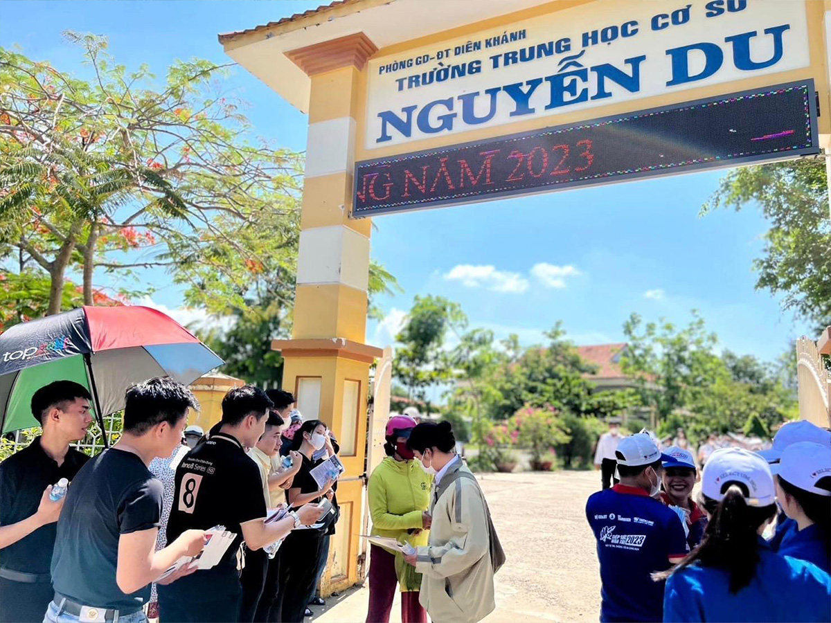 Tiếp sức mùa thi - Đồng hành cũng sĩ tử 2023