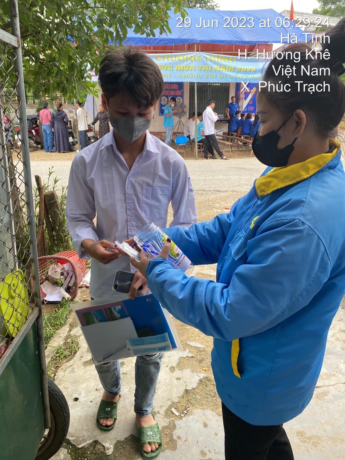 Tiếp sức mùa thi - Đồng hành cũng sĩ tử 2023