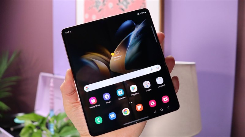 Galaxy Z Fold5 sẽ được cài đặt sẵn hệ điều hành Android 13 (Ảnh: TechRadar)