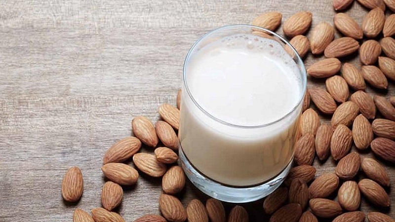 Cách làm sữa hạnh nhân tại nhà