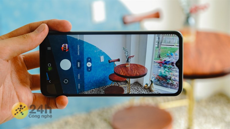 Galaxy M34 5G sẽ sở hữu camera chính có độ phân giải 50 MP, hỗ trợ OIS và camera selfie 32 MP. Galaxy M34 5G sẽ sở hữu camera chính có độ phân giải 50 MP, hỗ trợ OIS và camera selfie 32 MP.