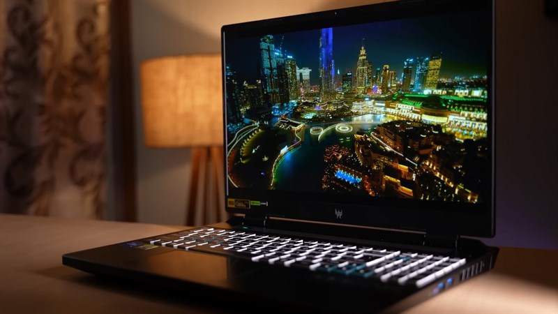 Acer Predator Helios Neo 16 được trang bị màn hình 16 inch với tần số quét 165 Hz