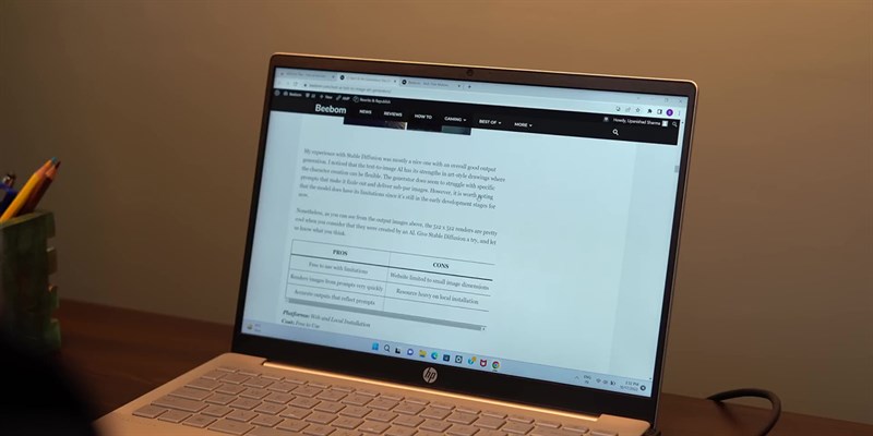 Dung lượng RAM 16 GB và bộ nhớ SSD 256 GB cũng mang lại cho mình trải nghiệm đa nhiệm mượt mà.