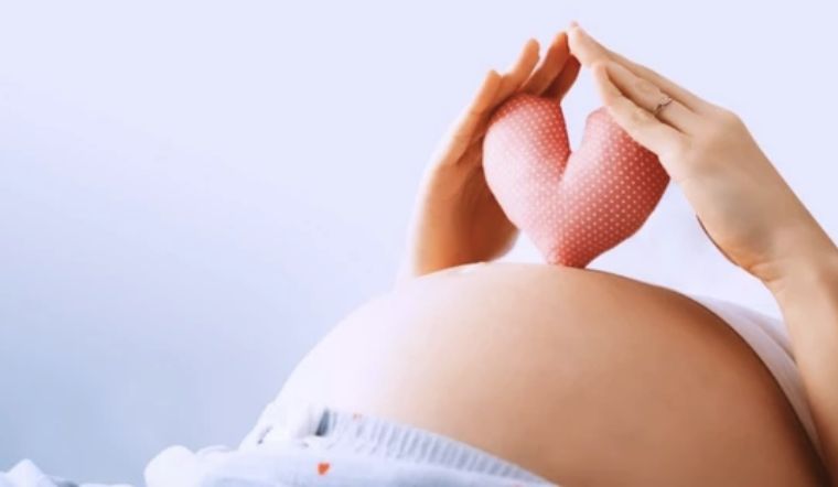 Mẹ bầu mang thai nhưng không có dấu hiệu gì có sao không?