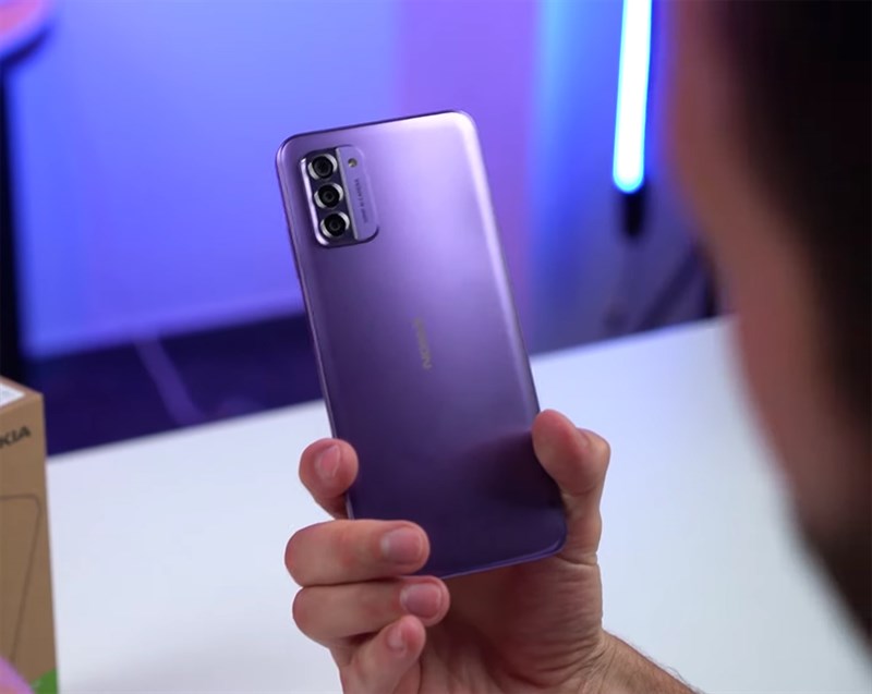 Nokia G42 5G vẫn kế thừa phong cách thiết kế quen thuộc của nhà Nokia trong vài năm gần đây