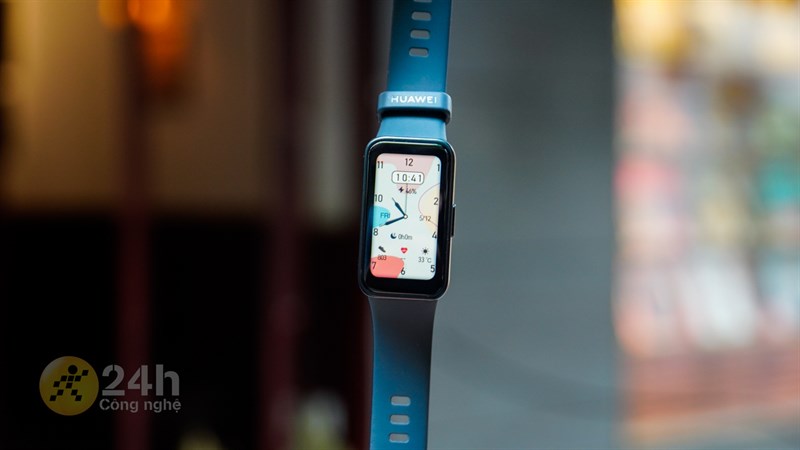 Huawei Band 8 vẫn có thiết kế tương tự như nhiều thế hệ Huawei Band khác