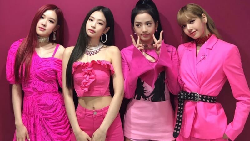 Đi concert BLACKPINK mặc gì? Tham khảo ngay 10 kiểu phối đồ “hồng đen” cực xinh