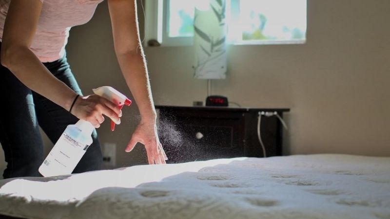 Handling wet spring mattresses