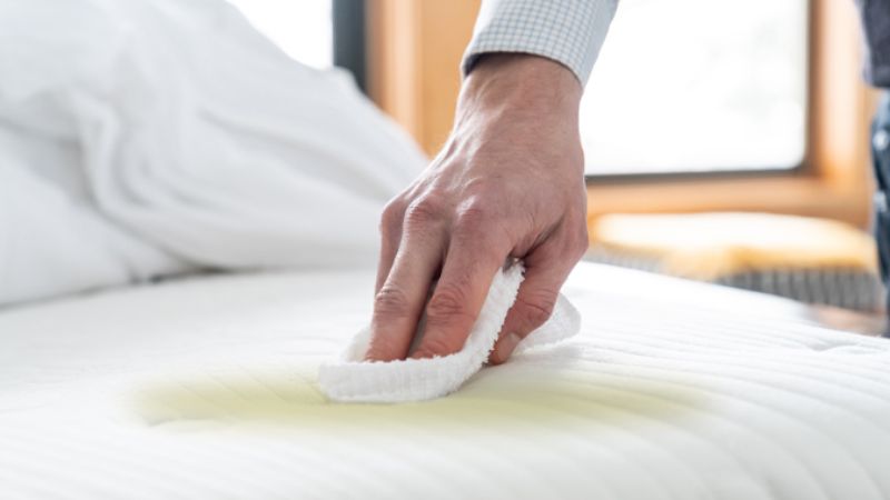 Handling wet cotton mattresses