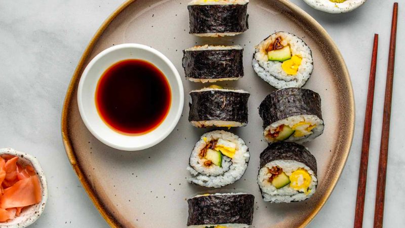 Maki sushi là gì? Các loại maki sushi phổ biến