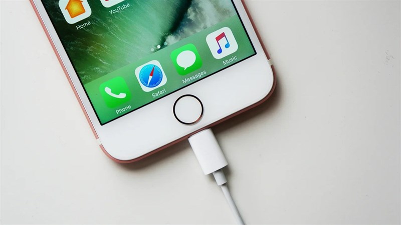 iPhone 16 Pro sẽ khó có nút cảm ứng lực, một công nghệ từng có trên dòng iPhone 7