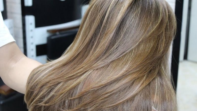 Khám phá xu hướng tóc Scandi Hairline thời thượng cho mùa hè 2023