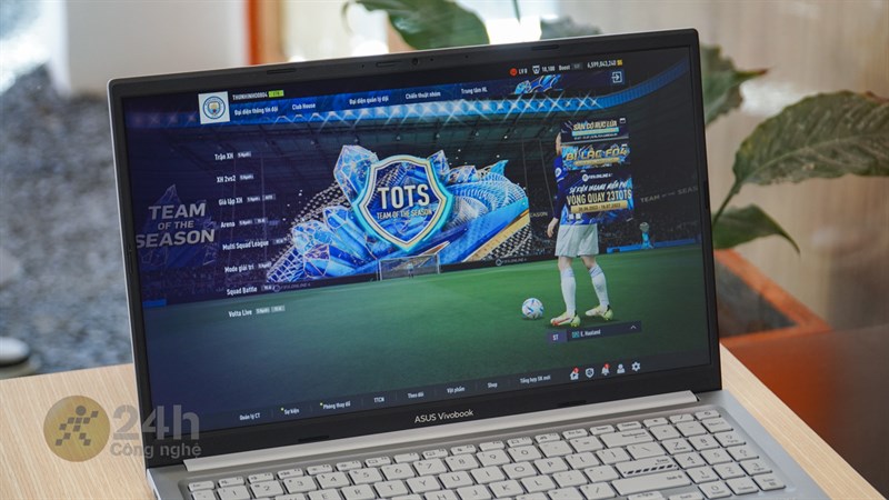 SUS Vivobook 15 X1504VA cho thời lượng sử dụng pin tốt.