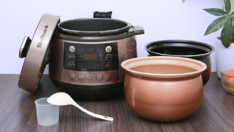 Choosing the material of the pressure cooker