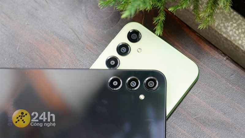Galaxy A cấu hình ngon mà thiết kế còn đẹp, giá chỉ từ 2.99 triệu Galaxy A cấu hình ngon mà thiết kế còn đẹp, giá chỉ từ 2.99 triệu