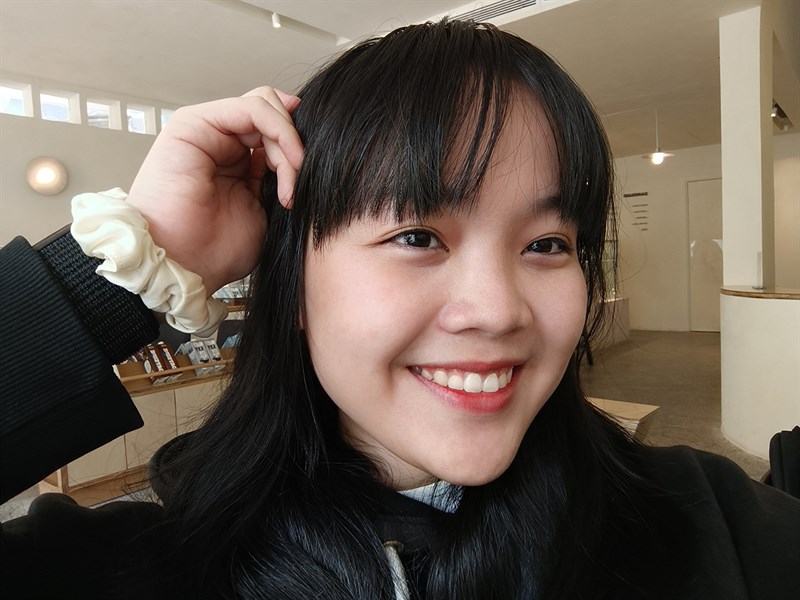 Ảnh chụp selfie có hiệu ứng làm đẹp Ảnh chụp selfie có hiệu ứng làm đẹp