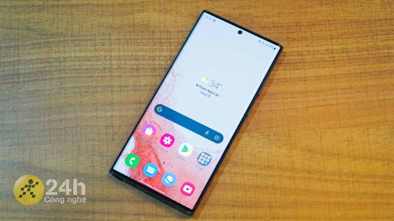 Điện thoại Samsung Galaxy S22 Ultra 8 GB / 128 GB