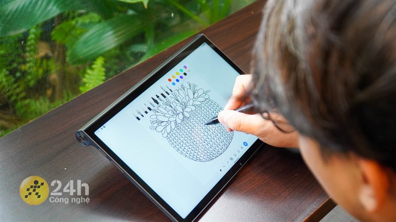 Yoga là dòng máy tính bảng - laptop cao cấp của Lenovo Yoga là dòng máy tính bảng - laptop cao cấp của Lenovo