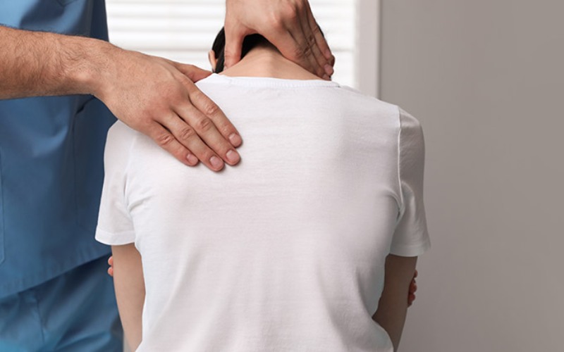 Gù lưng có chữa được không?