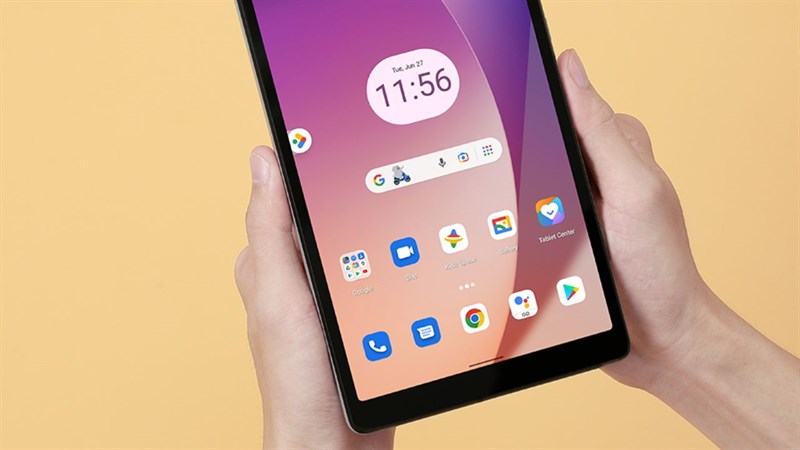 Thiết kế to vừa phải, thoải mái là điểm nhấn: Lenovo Tab M8 có đáng mua?