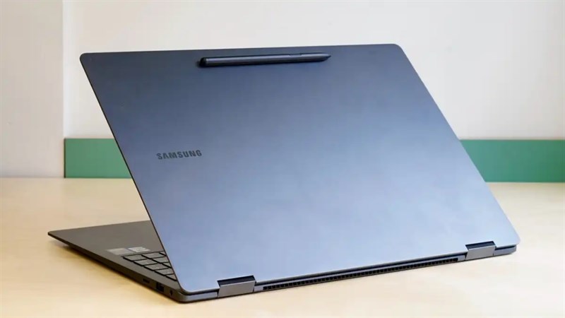 Galaxy Book 3 Pro 360 lại có thời lượng pin ngắn hơn đáng kể so với thiết bị tiền nhiệm.