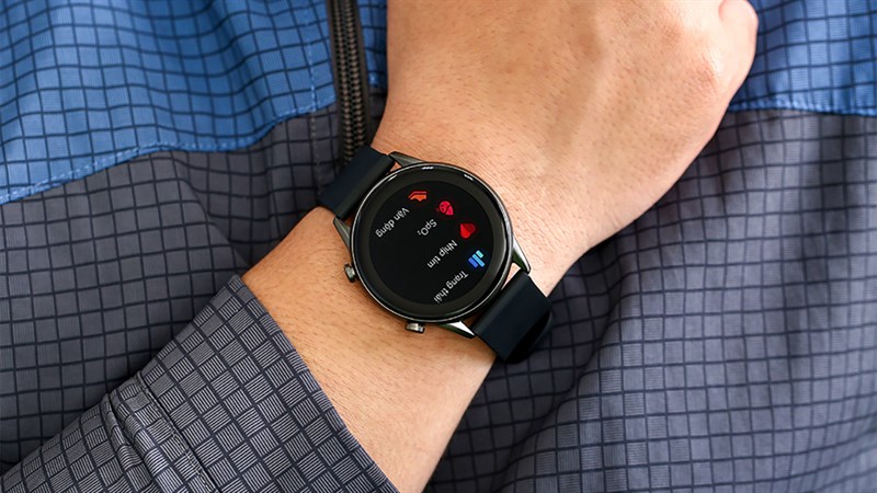 Smartwatch dưới 1 triệu thích hợp chay bộ, đạp xe, pin đến 2 tuần