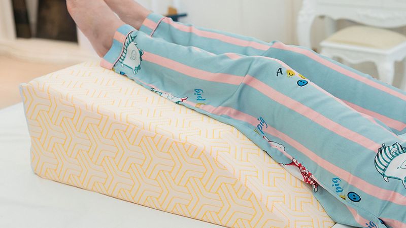 Gối chống giãn tĩnh mạch Ema Gối chống giãn tĩnh mạch Ema