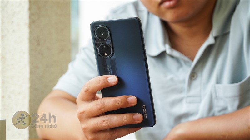 OPPO A78 có vẻ ngoài khác biệt khi đặt cạnh OPPO A77s OPPO A78 có vẻ ngoài khác biệt khi đặt cạnh OPPO A77s