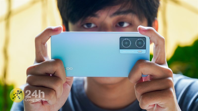 OPPO A77s nổi bật với thiết kế thời thường, nhưng vẫn cứ là 'an toàn' OPPO A77s nổi bật với thiết kế thời thường, nhưng vẫn cứ là 'an toàn'