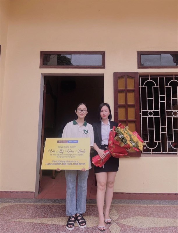 Thế Giới Di Động trao học bổng cho thủ khoa kỳ thi tốt nghiệp THPT năm 2023 Thế Giới Di Động trao học bổng cho thủ khoa kỳ thi tốt nghiệp THPT năm 2023