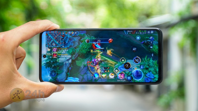 POCO X4 GT giải quyết tốt mọi yêu cầu của mình về khả năng chiến game POCO X4 GT giải quyết tốt mọi yêu cầu của mình về khả năng chiến game
