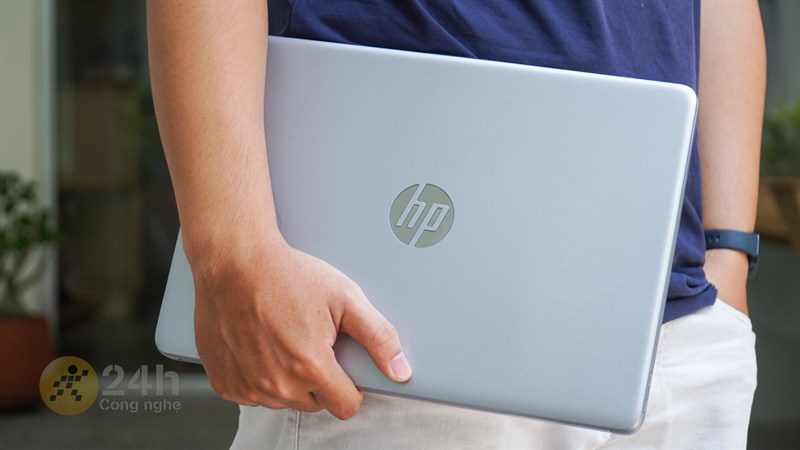 Laptop HP 240 G8 - laptop core i3 giá rẻ