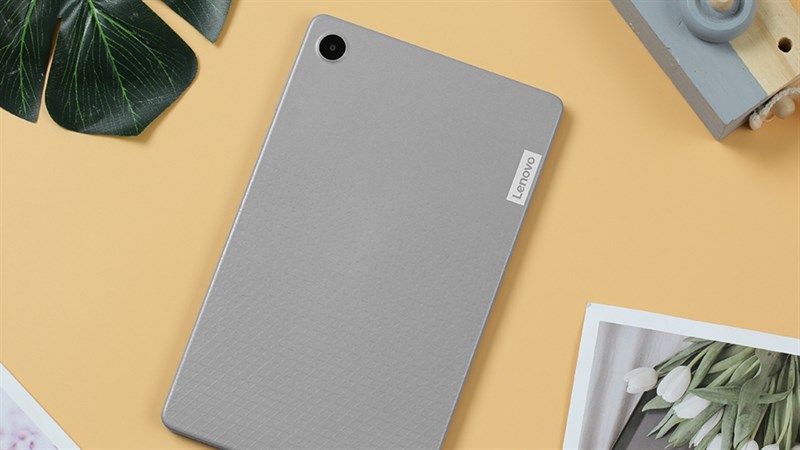 Lenovo Tab M8