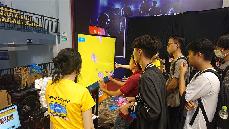 Sôi động Ngày hội HP FUN FEST 23/7 Sôi động Ngày hội HP FUN FEST 23/7