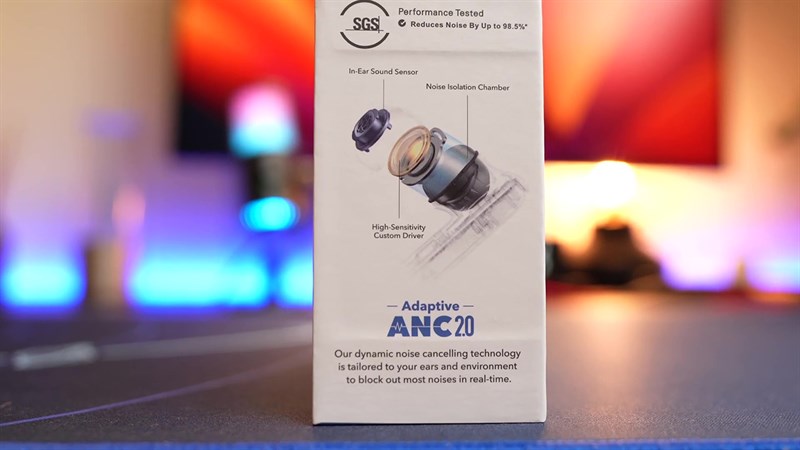 Thiết bị hỗ trợ tính năng chống ồn chủ động ANC 2.0, giảm tiếng ồn lên đến 98.5%.