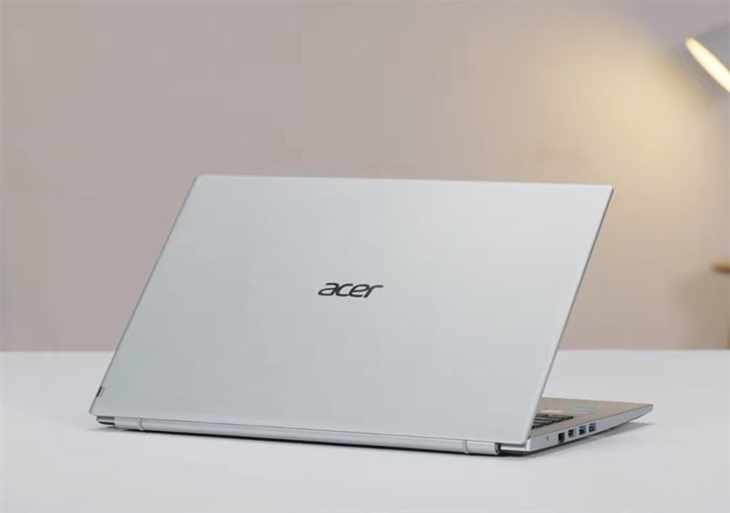 Mua ngay laptop core i5 chất lượng tốt, học sinh, sinh viên còn được giảm thêm