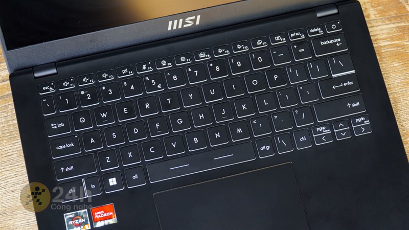 MSI Modern 14 C7M sở hữu hệ thống bàn phím TKL rất dễ dàng làm quen