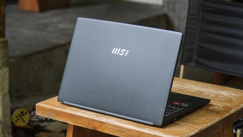 MSI Modern 14 C7M có giá từ 13.99 triệu đồng tại Thế Giới Di Động