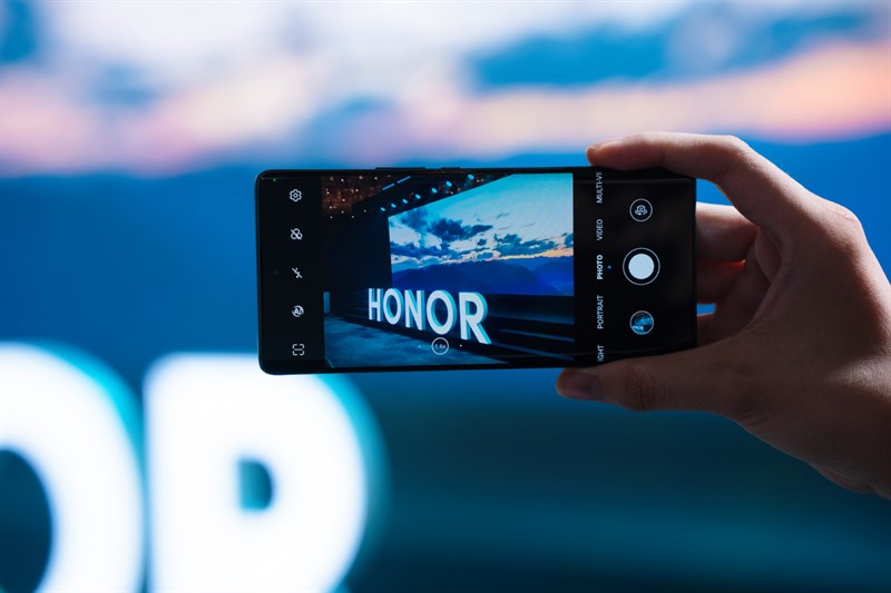 HONOR chính thức trở lại Việt Nam, đánh dấu bằng sự ra mắt dòng điện thoại HONOR X HONOR chính thức trở lại Việt Nam, đánh dấu bằng sự ra mắt dòng điện thoại HONOR X